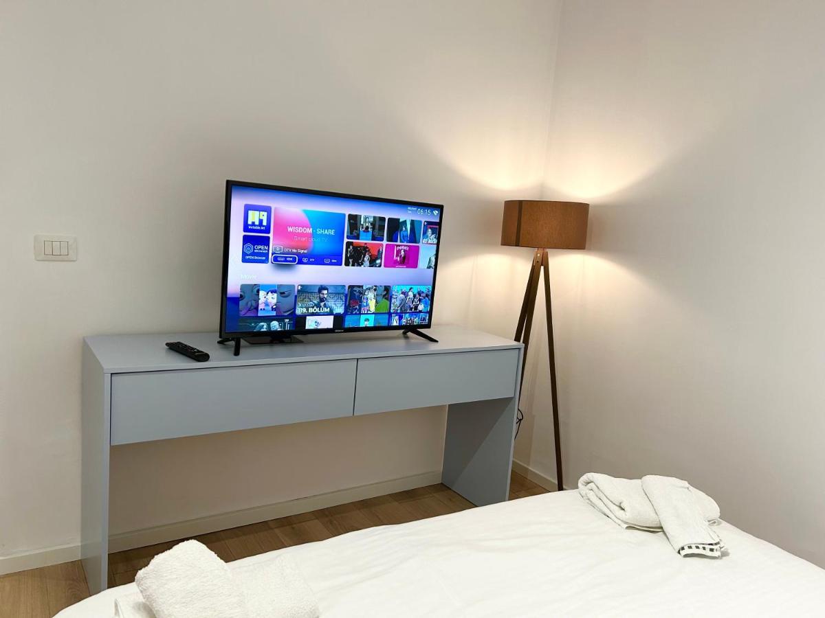Tirana Inn Hotel Екстер'єр фото