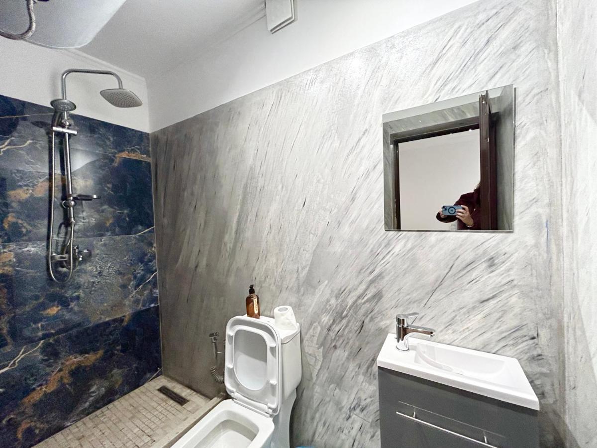 Tirana Inn Hotel Екстер'єр фото