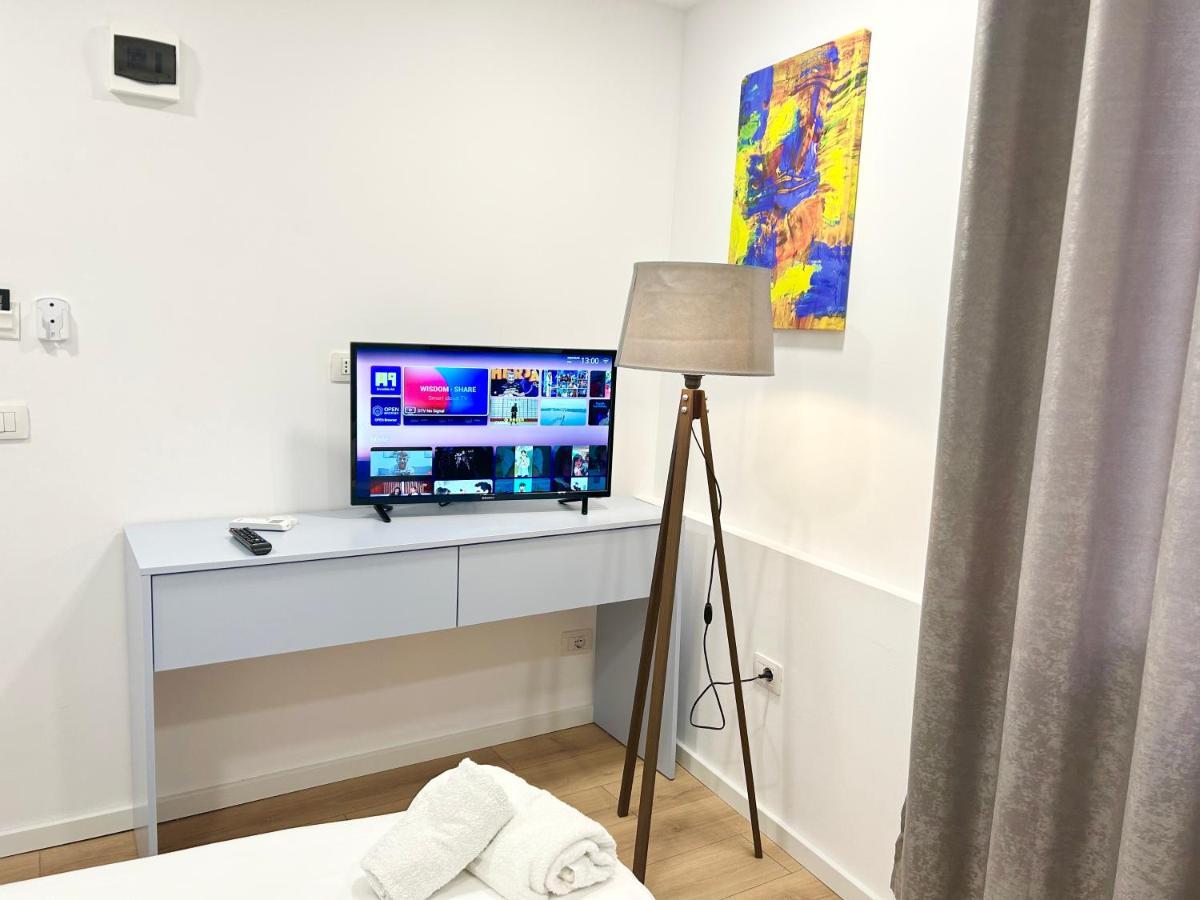 Tirana Inn Hotel Екстер'єр фото
