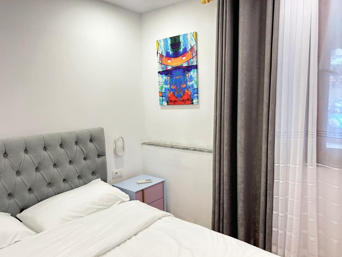 Tirana Inn Hotel Екстер'єр фото