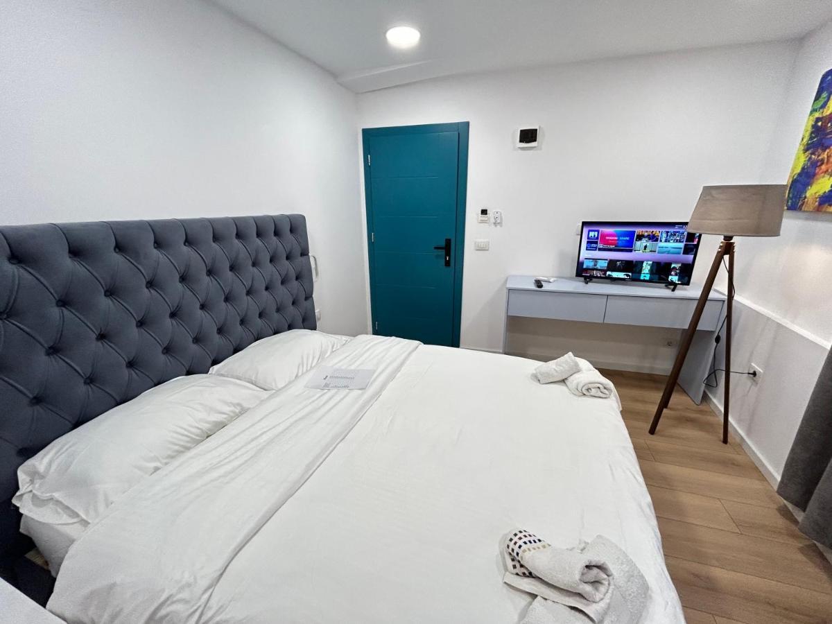 Tirana Inn Hotel Екстер'єр фото