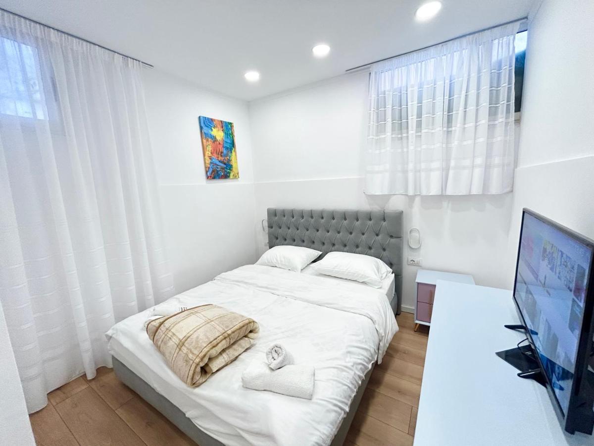 Tirana Inn Hotel Екстер'єр фото