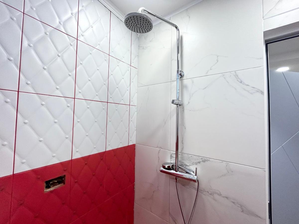 Tirana Inn Hotel Екстер'єр фото